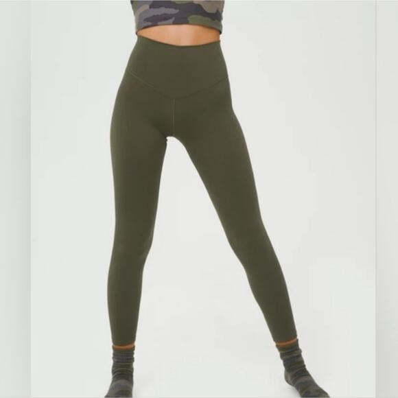 NEW Aerie Offline OG High Waisted Full Length Legging Green Women Medium Long - Picture 1 of 9